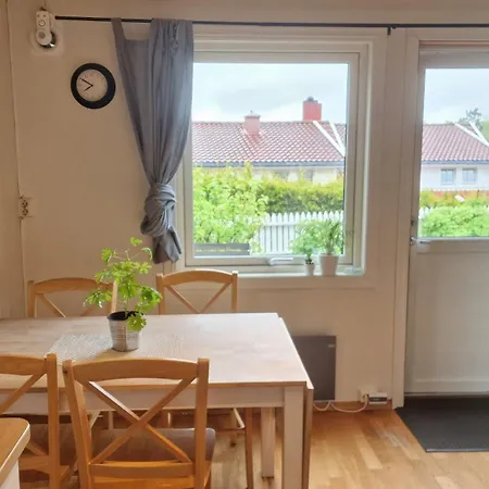 Cosy Flat For 4 Persons * Kristiansand